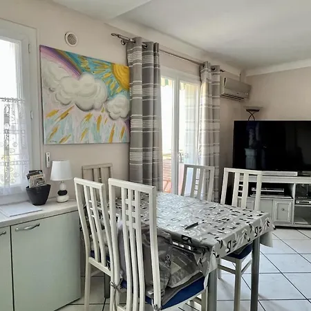 2 Room Apartment With Sea View Cannes Exterior photo